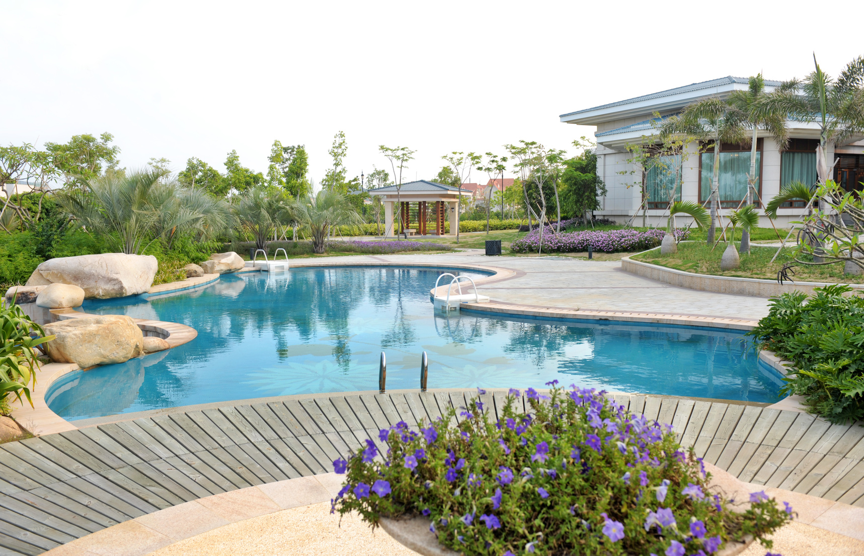 3 Ways a Pool May Affect Your Home Insurance