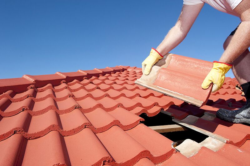 Look Out for These 3 Signs That it’s Time to Replace Your Roof