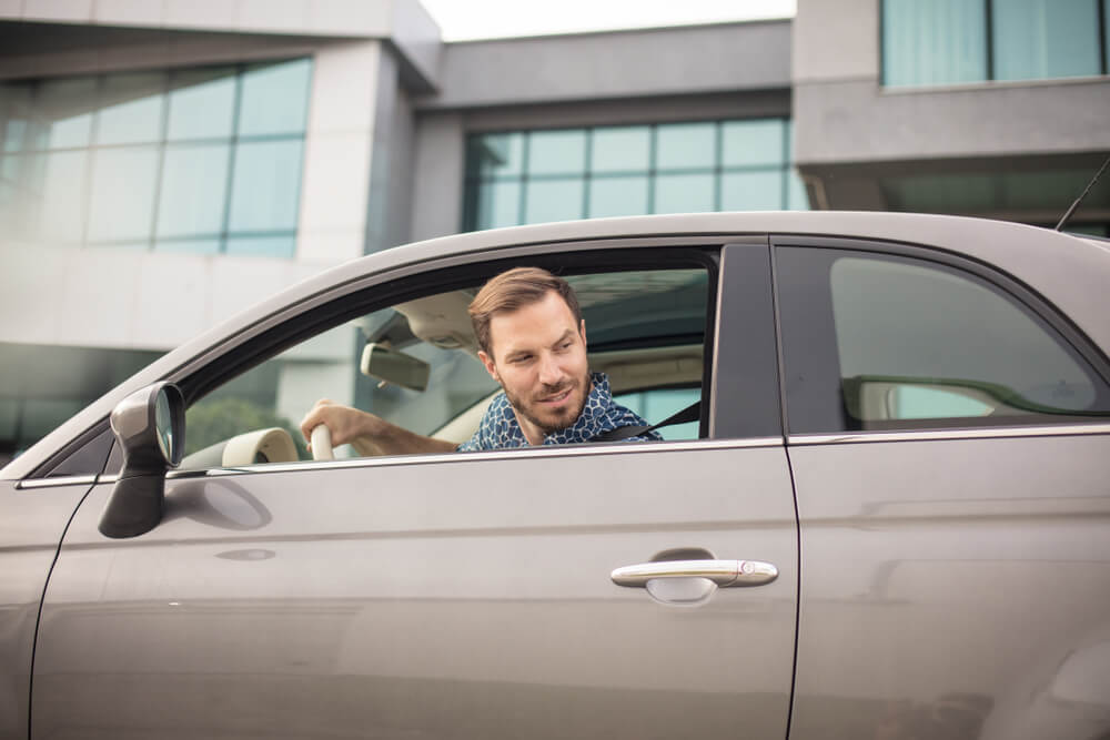 4 Tips to Identify Safer Drivers for Your Company Vehicles